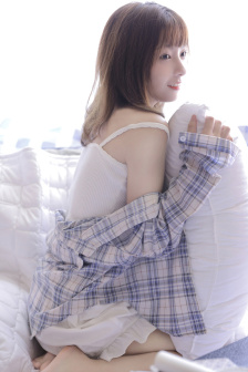 媽媽和兩個(gè)姨媽陪我過生日