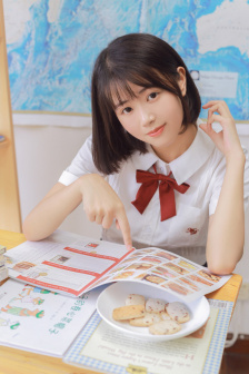 《帳篷里的秘密》免費(fèi)漫畫