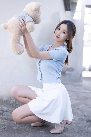 與君初相識(shí)恰似故人歸