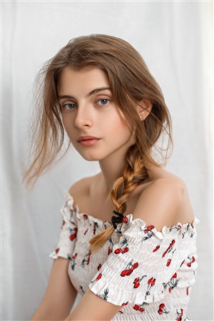 秦先生第15部大戰(zhàn)白富美