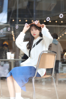 美國(guó)色情巜肉體之門(mén)獵魔士小說(shuō)