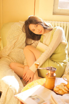 閨蜜老公在部隊帶我去部隊的小說