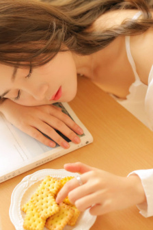 少女初次做AE視頻教程