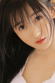 初二少女免費(fèi)觀看高清版