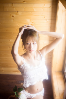 《倫敦空姐美版2023》滿天星