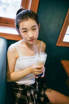 第一次愛的人免費(fèi)觀看全集完整版短劇