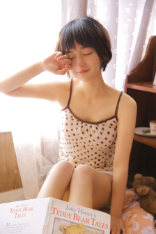 被教官們摁著C軍營(yíng)PLAY小說(shuō)