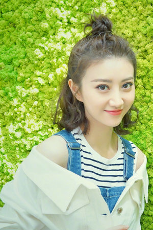 白石茉莉奈作品