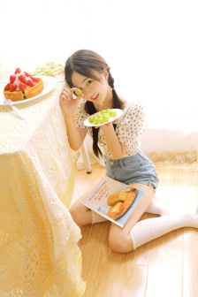 向漣蒼士獻(xiàn)上純潔