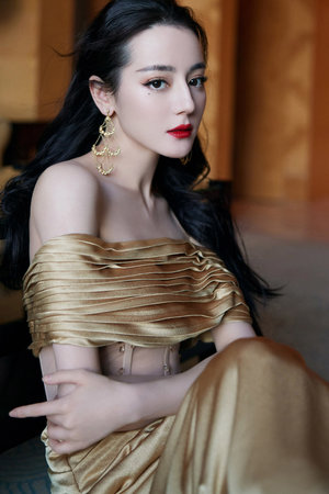 韓國三級《吸乳》