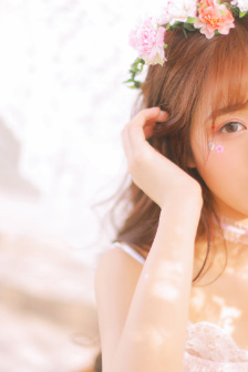 舌頭底下舔著有小硬疙瘩口述