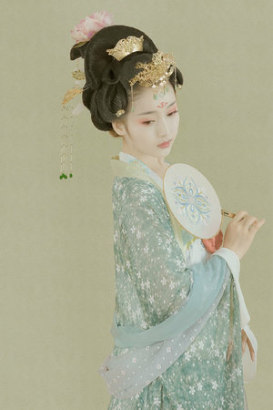 姨媽18歲免費觀看電視劇