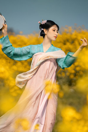 日韓一卡二卡3卡四卡