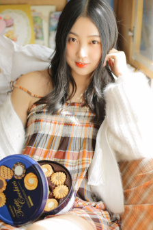 王心凌唱《睫毛彎彎》拉票