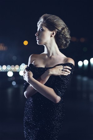 雷電將軍把乳液喂給八重神子吃