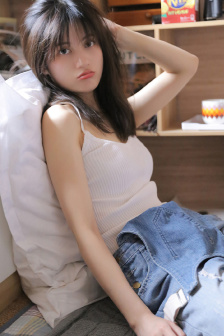 空手道比基尼美女2:神圣勇士