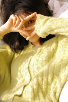 不扣紐扣女孩免費(fèi)觀看完整電影