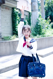 榴蓮草莓綠巨人視頻