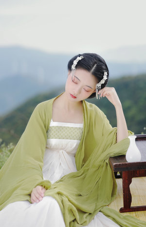 我和我的三個姐姐演員表