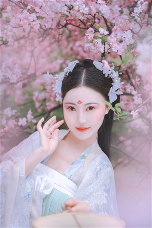 《少婦與子亂倫》電影