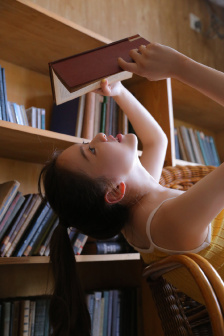 日韓精品AⅤ第一頁