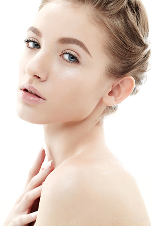 風(fēng)流女管家在線