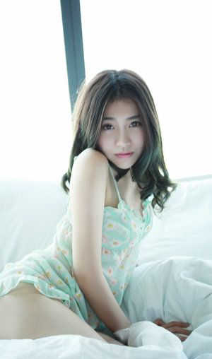 6個(gè)男人一個(gè)女人免費(fèi)版電視劇