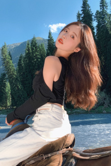 同學(xué)的媽媽中韓雙字ID