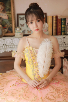 GOGO全球高清大膽國模