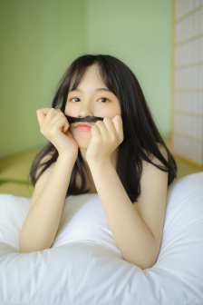 鷹峰同學請穿上校服