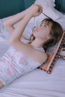 《四位少婦按摩記》中文