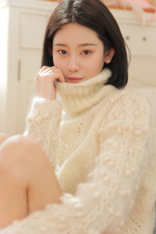 鷹峰同學請穿上校服