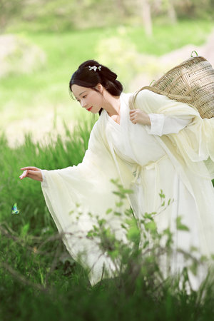 寶貝你的小白兔又長大了