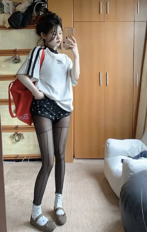 《饑餓妻子》完整版在線觀看