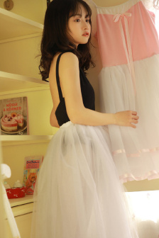 被男大學(xué)生們C哭高HNP