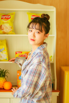 軍艦上的女兵未刪減版是多少集