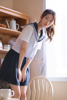 兩個人吃一個奶一個不吃了