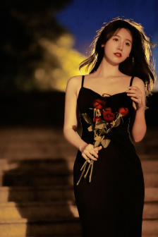 孕婦一邊喂奶一邊做DNA檢查