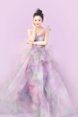 花臂男猴堵高速視頻