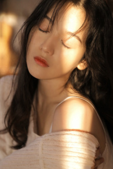 扒開(kāi)內(nèi)褲邊吃奶XXOO外國(guó)網(wǎng)站