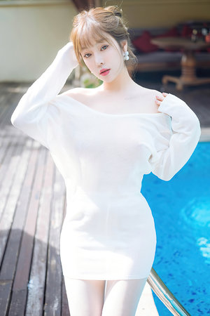 年輕大胸的搜孑