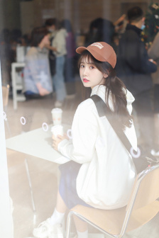 豐滿少婦一級精品視頻