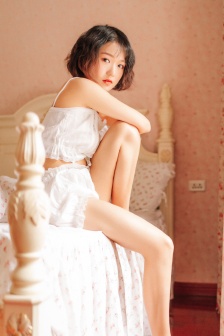 《囚禁少女》完整版